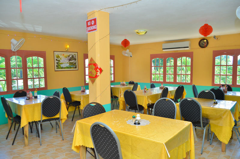 Hidden Paradise Resort Hotel Negril Exterior photo