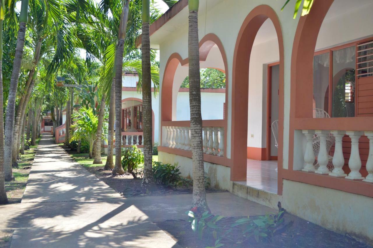 Hidden Paradise Resort Hotel Negril Exterior photo